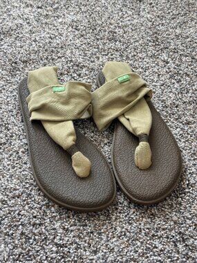 Sanuk Yoga Sling Sandals